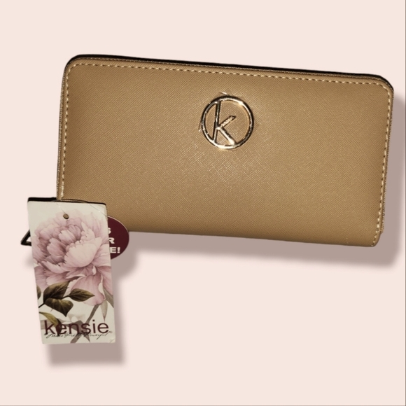 Kensie Leather Wristlet/Coin Purse-NWT - Picture 3 of 6